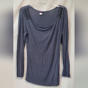 Size Medium Gray Long sleeve Silky Stretch knit Top